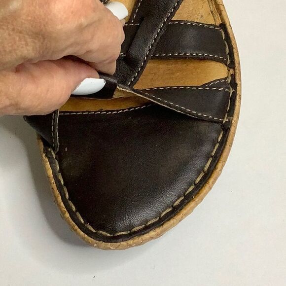 Born Brown Wedge Heel Sandals Size 9 - Picture 16 of 16